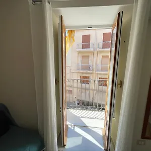 Apartment Il Mare Di Dafni, Cefalù